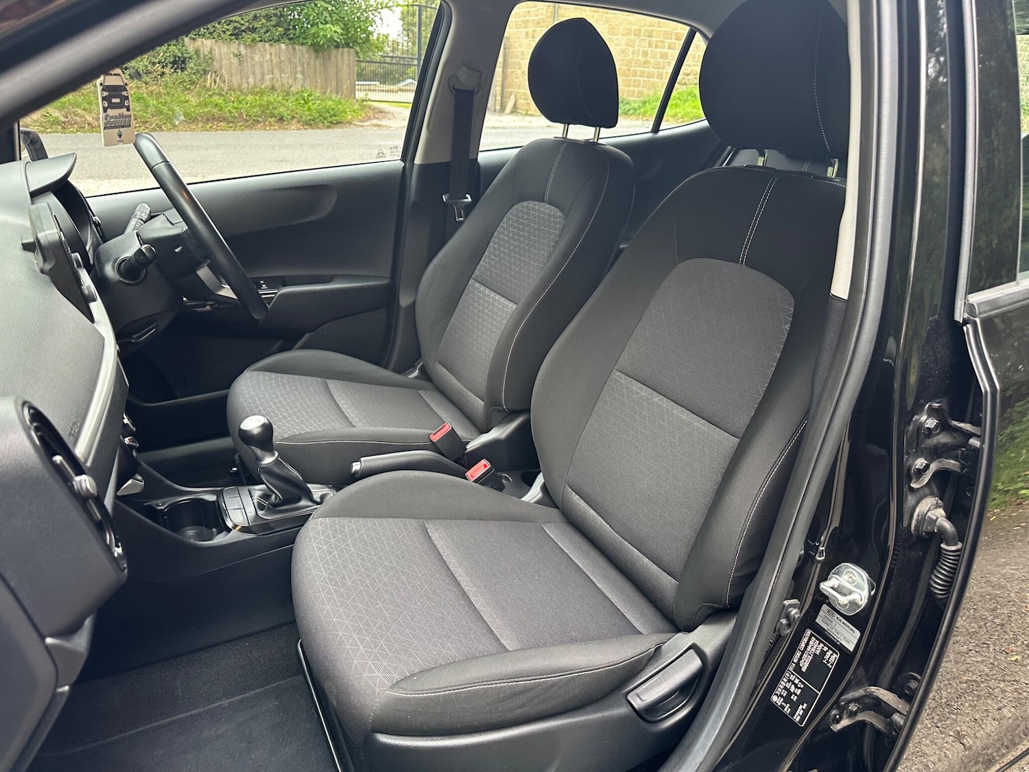 Used Kia Picanto 2018 for sale - 76689420: Photo 14