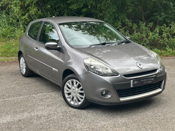 Used Renault Clio 2010 for sale - 75431645: Photo 1