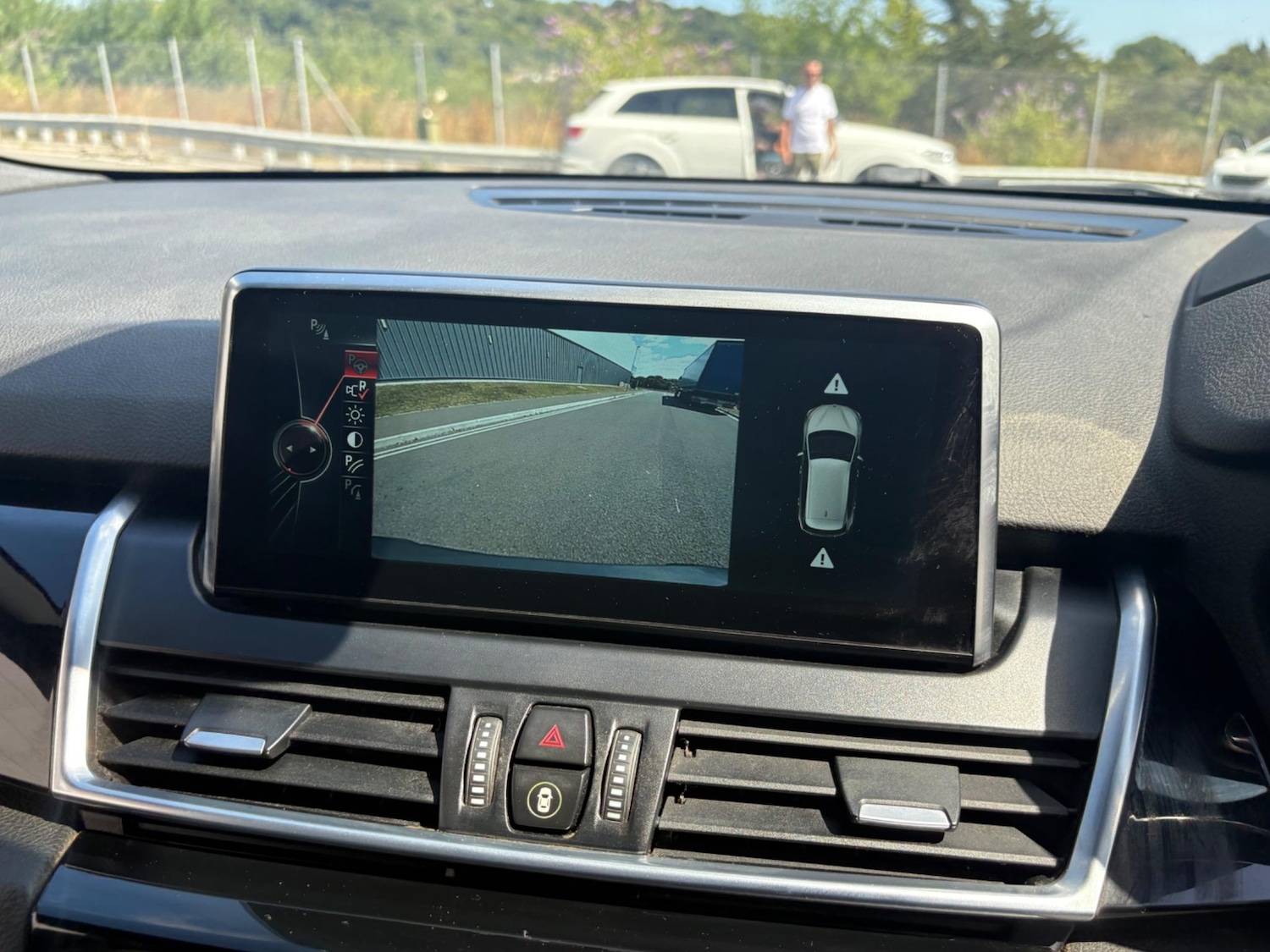 Used BMW 2 Series 2015 for sale - 77332043: Photo 4