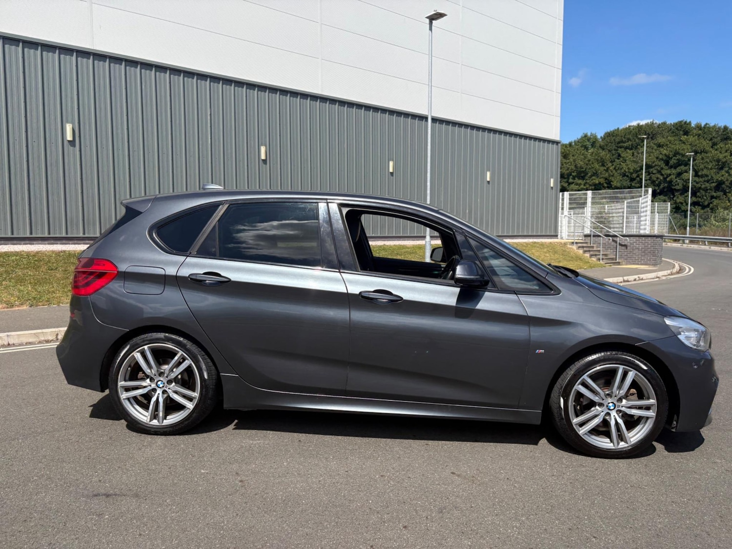 Used BMW 2 Series 2015 for sale - 77332043: Photo 8