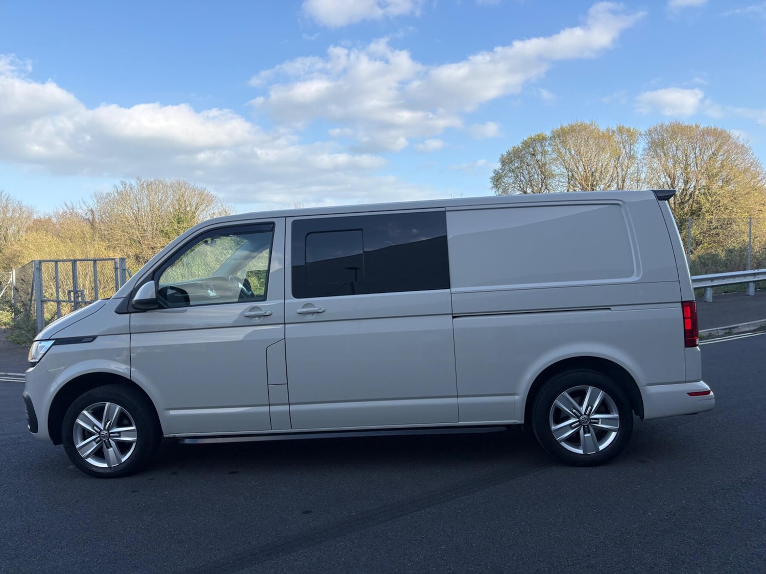 Used Volkswagen Transporter 2021 for sale - 78072392: Photo 75