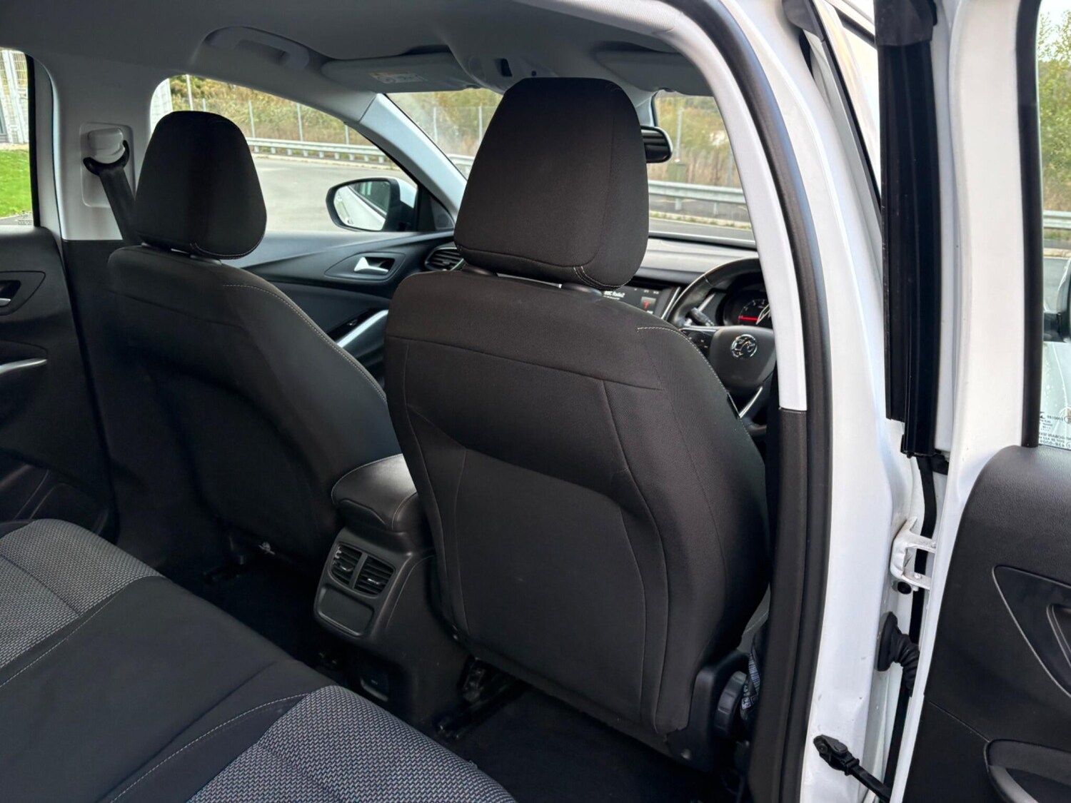 Used Vauxhall Grandland X 2019 for sale - 76865729: Photo 31