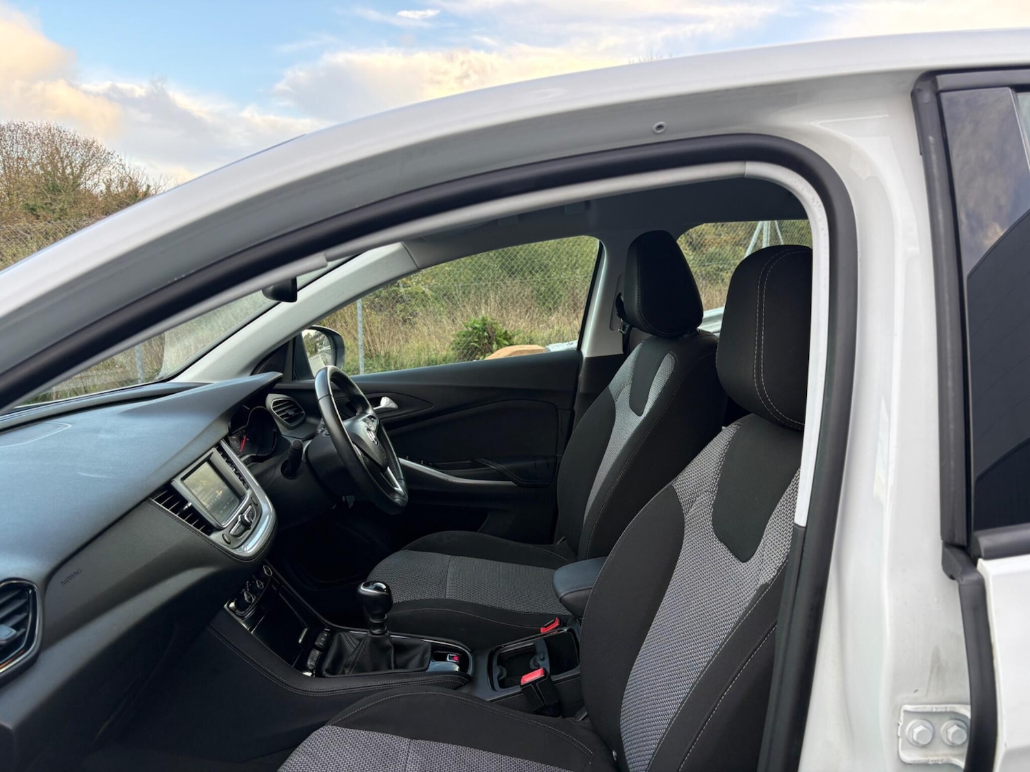 Used Vauxhall Grandland X 2019 for sale - 76865729: Photo 40