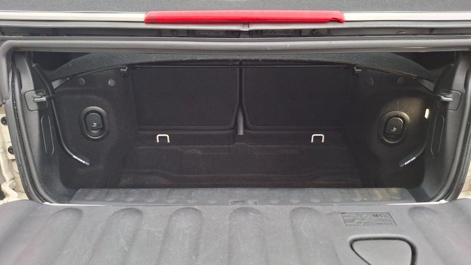 Used MINI Convertible 2016 for sale - 76865177: Photo 29