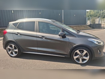 Used Ford Fiesta 2018 for sale - 79248453: Photo
