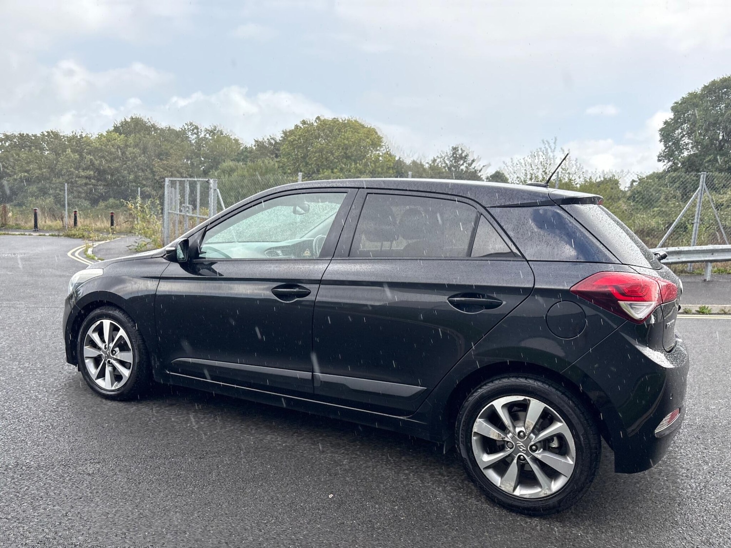 Used Hyundai i20 2016 for sale - 77330413: Photo 18