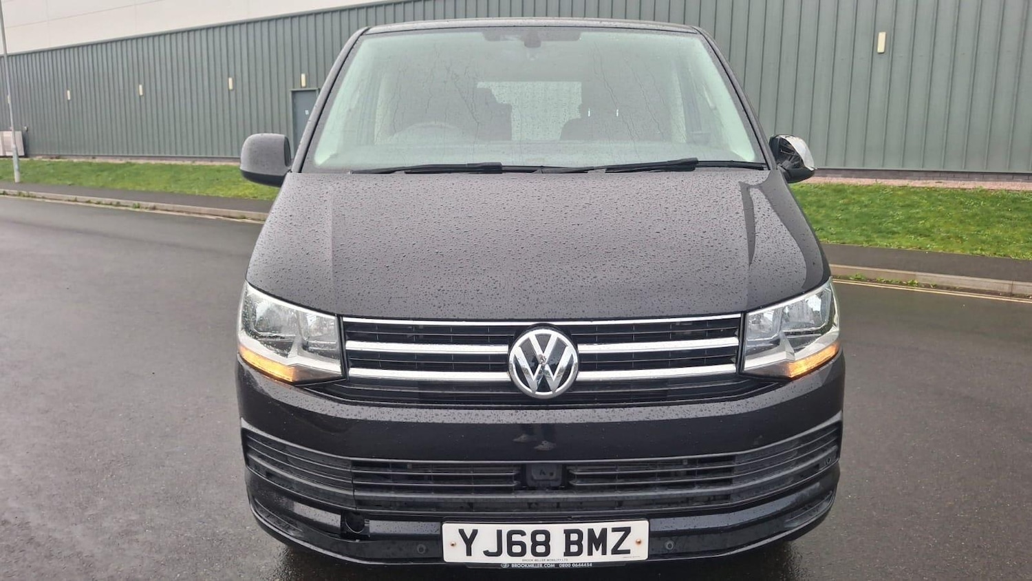Used Volkswagen Transporter Shuttle 2019 for sale - 77456135: Photo 2