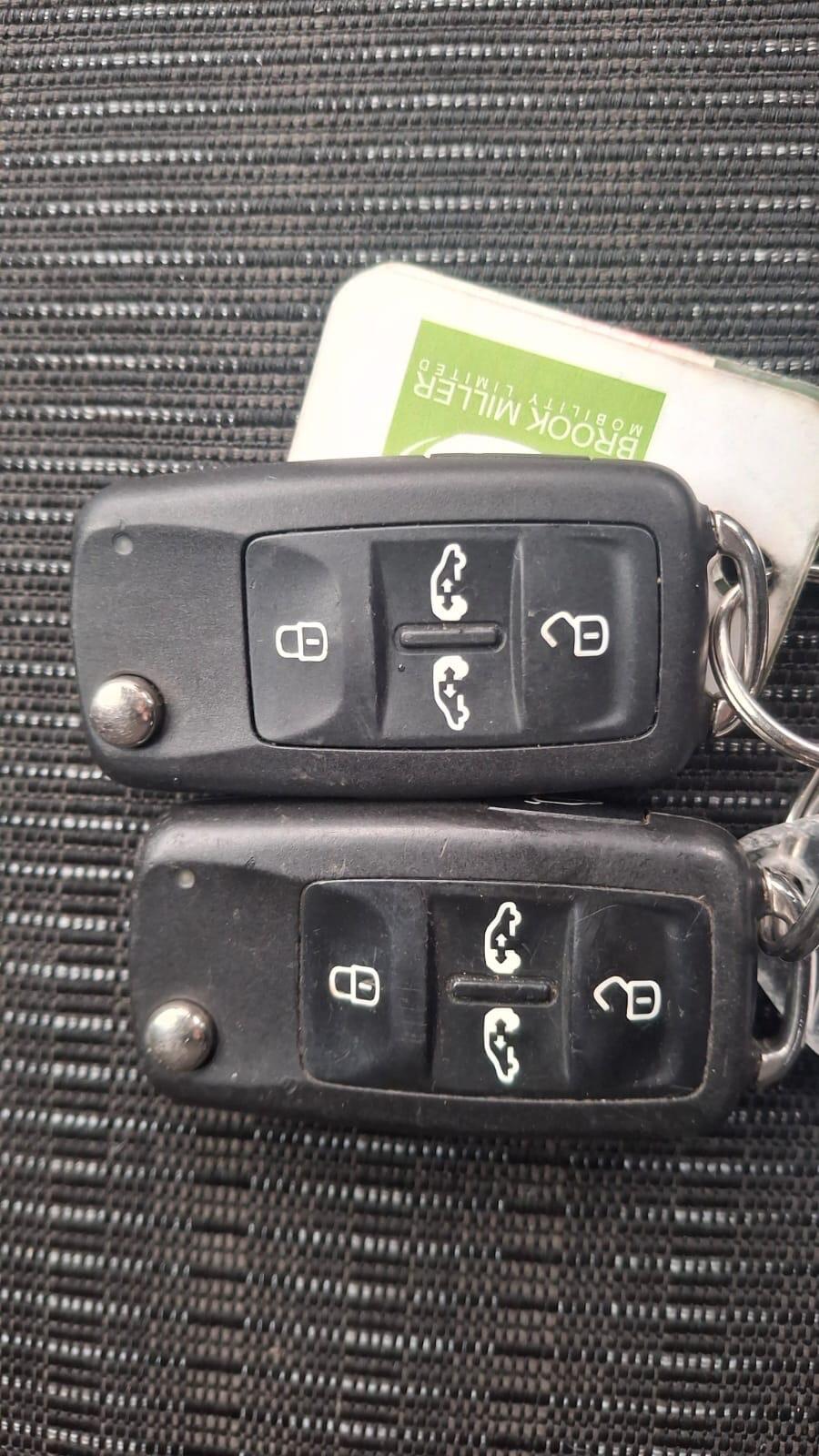 Used Volkswagen Transporter Shuttle 2019 for sale - 77456135: Photo 20