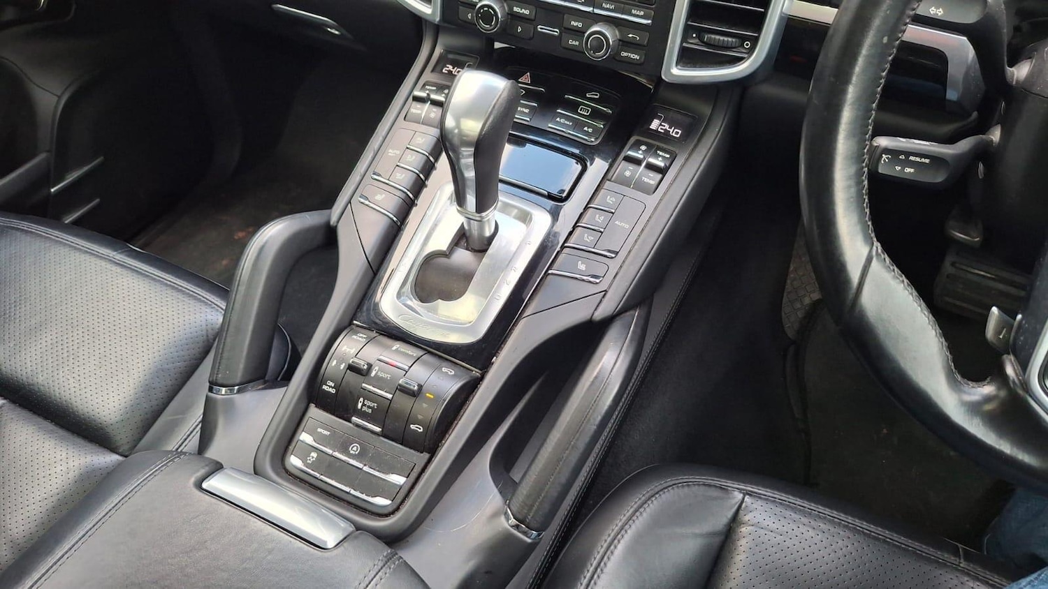 Used Land Rover Range Rover Velar 2021 for sale - 77455814: Photo 23