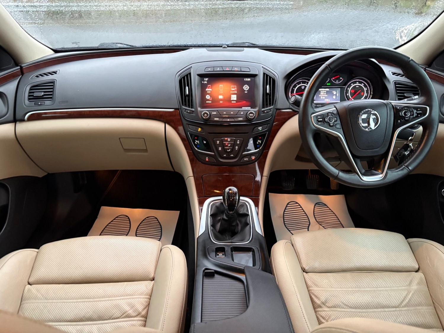 Used Vauxhall Insignia 2015 for sale - 77683174: Photo 2