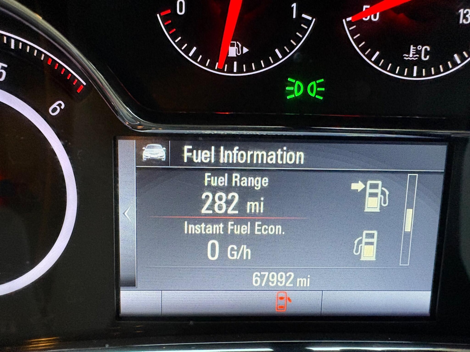 Used Vauxhall Insignia 2015 for sale - 77683174: Photo 28