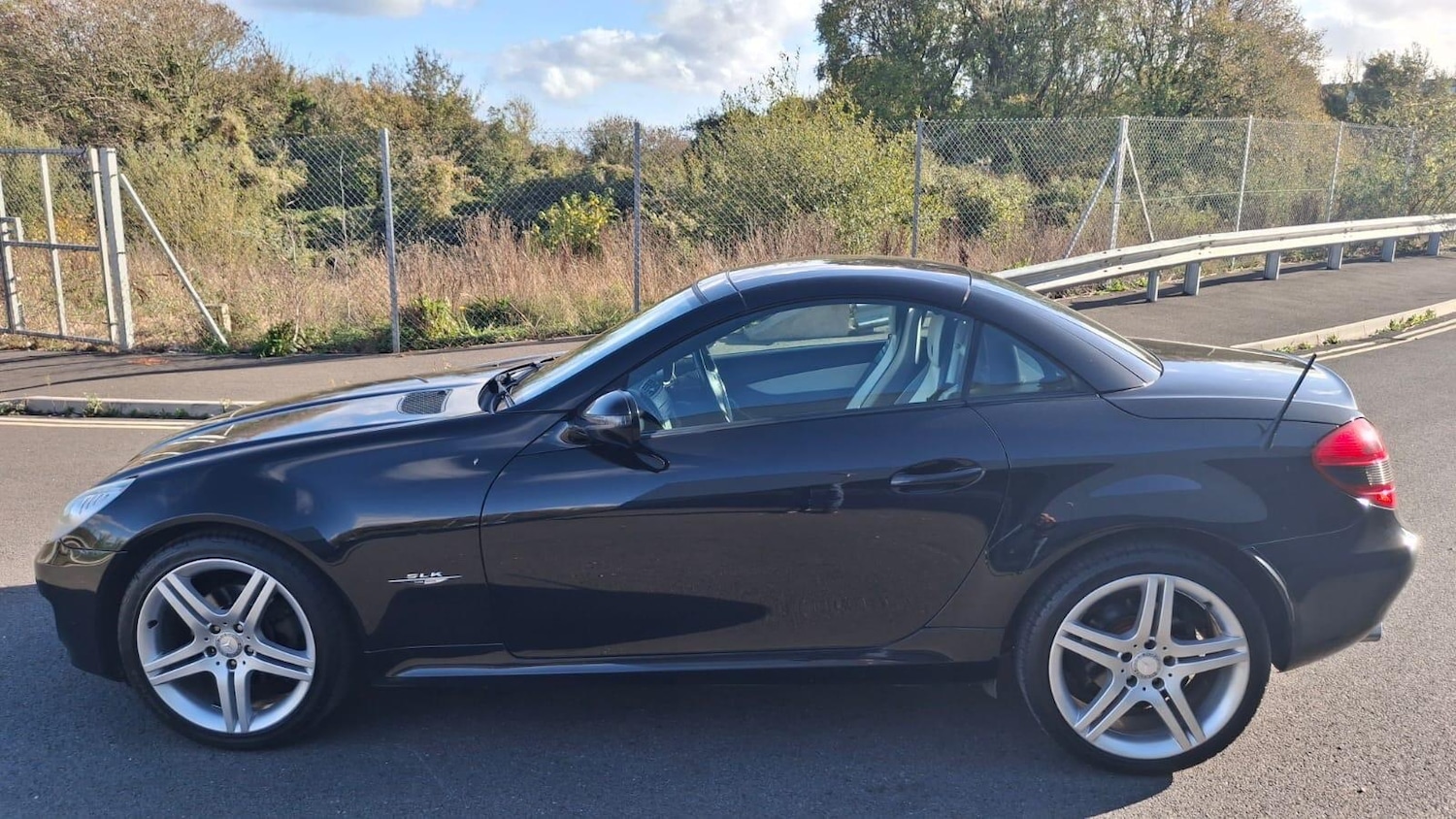 Used Mercedes-Benz SLK 2009 for sale - 77456105: Photo 12