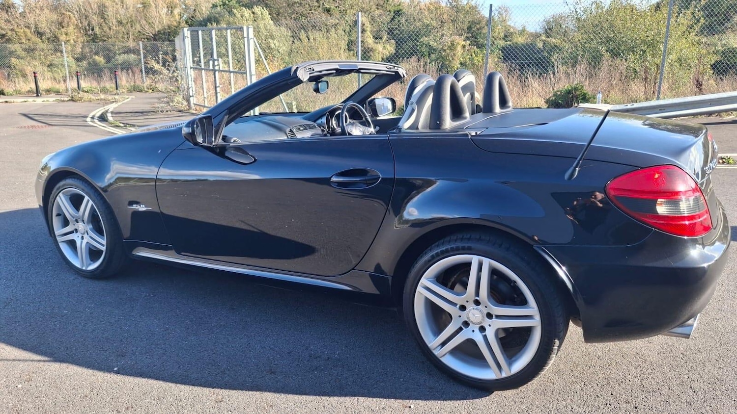 Used Mercedes-Benz SLK 2009 for sale - 77456105: Photo 40