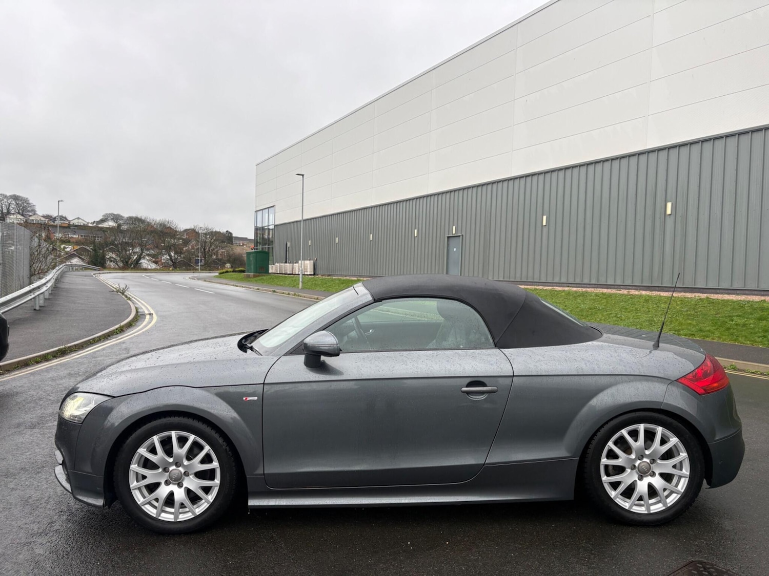 Used Audi TT 2013 for sale - 77330995: Photo 8