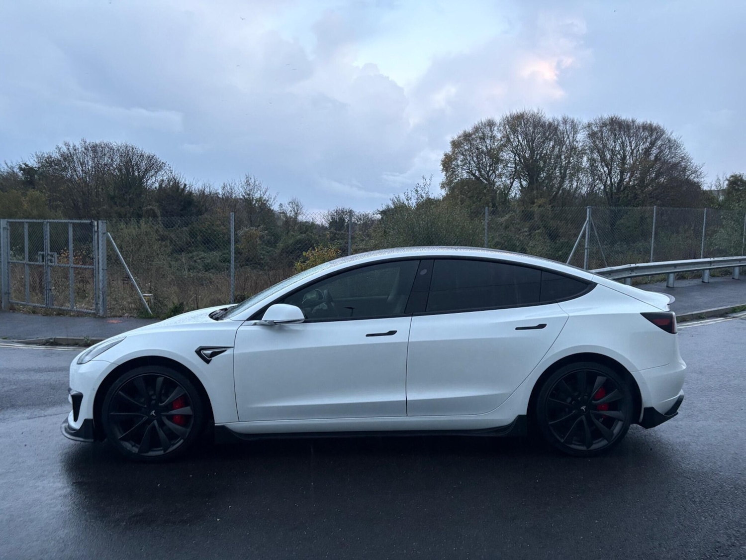 Used Tesla Model 3 2019 for sale - 76866521: Photo 3