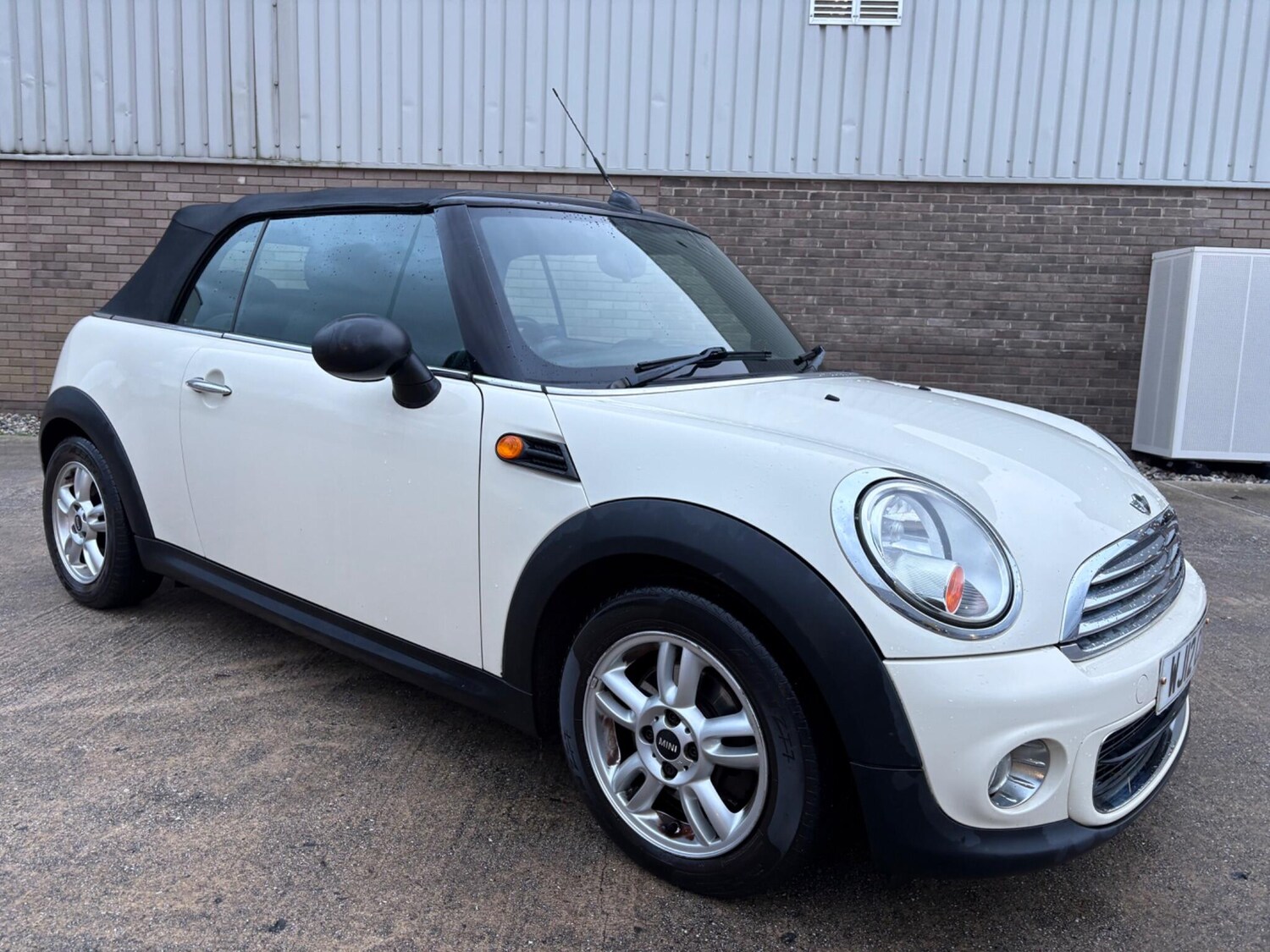Used MINI Convertible 2012 for sale - 76865680: Photo 42