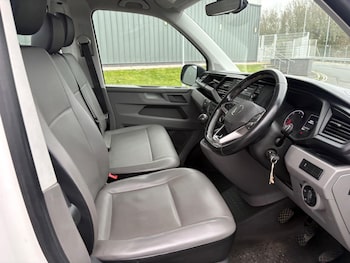 Used Volkswagen Transporter 2022 for sale - 76865133: Photo