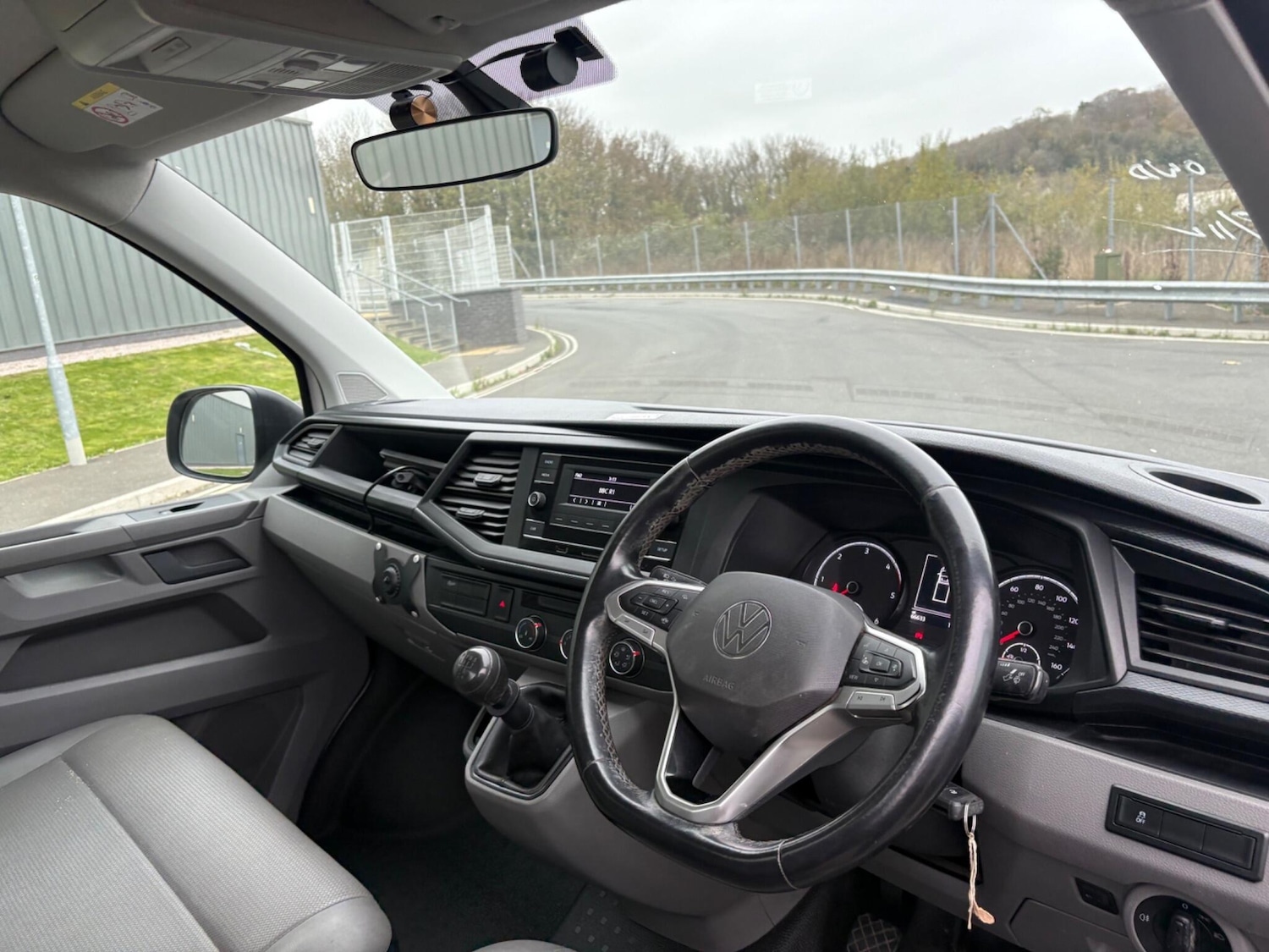 Used Volkswagen Transporter 2022 for sale - 76865133: Photo 4