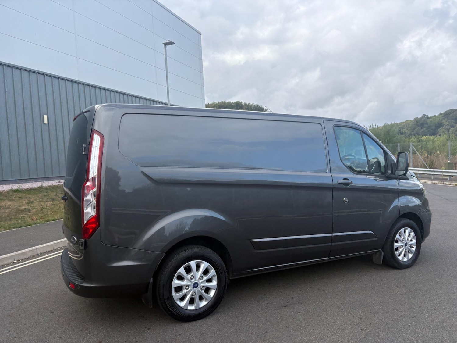 Used Ford Transit Custom 2020 for sale - 76865972: Photo 17