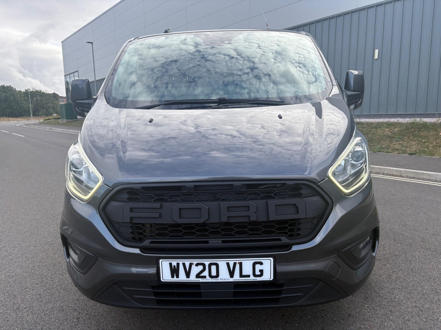 Used Ford Transit Custom 2020 for sale - 76865972: Photo 2