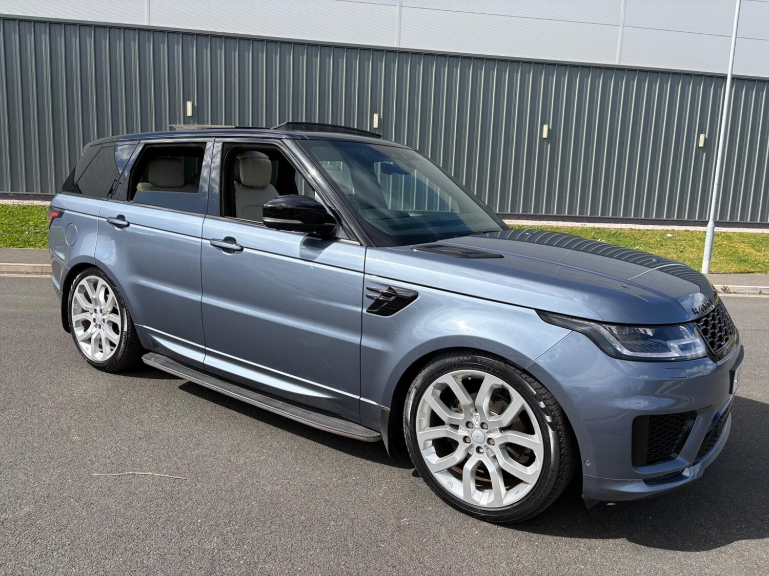Used Land Rover Range Rover Sport 2018 for sale - 78086975: Photo 29