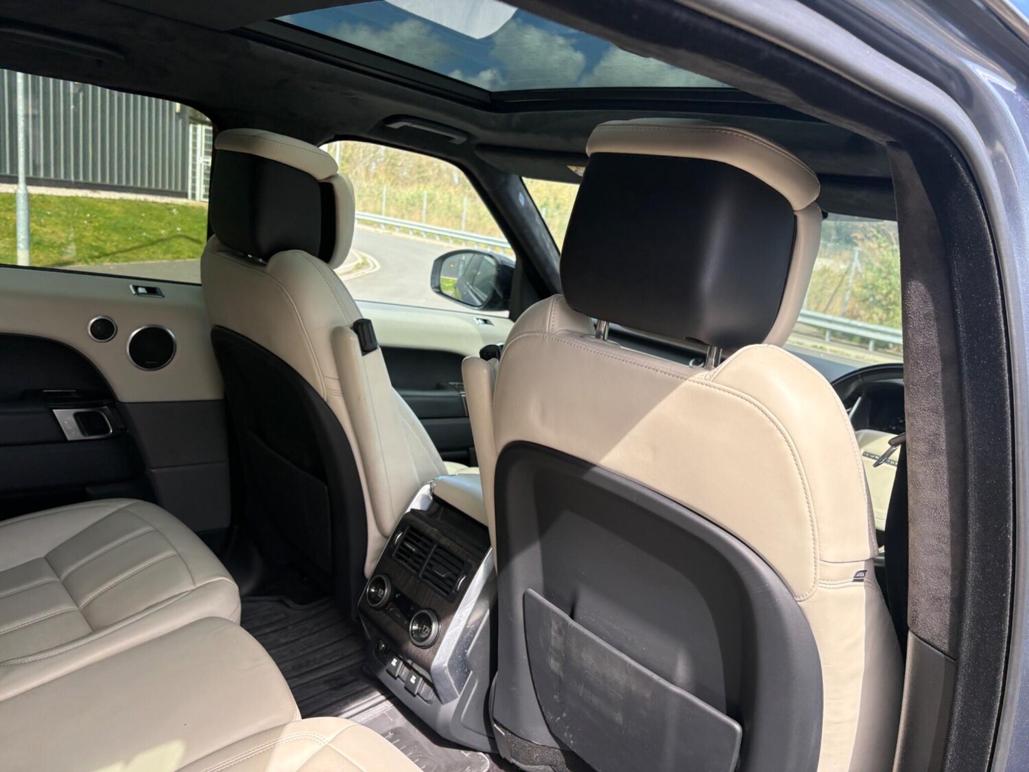 Used Land Rover Range Rover Sport 2018 for sale - 78086975: Photo 33