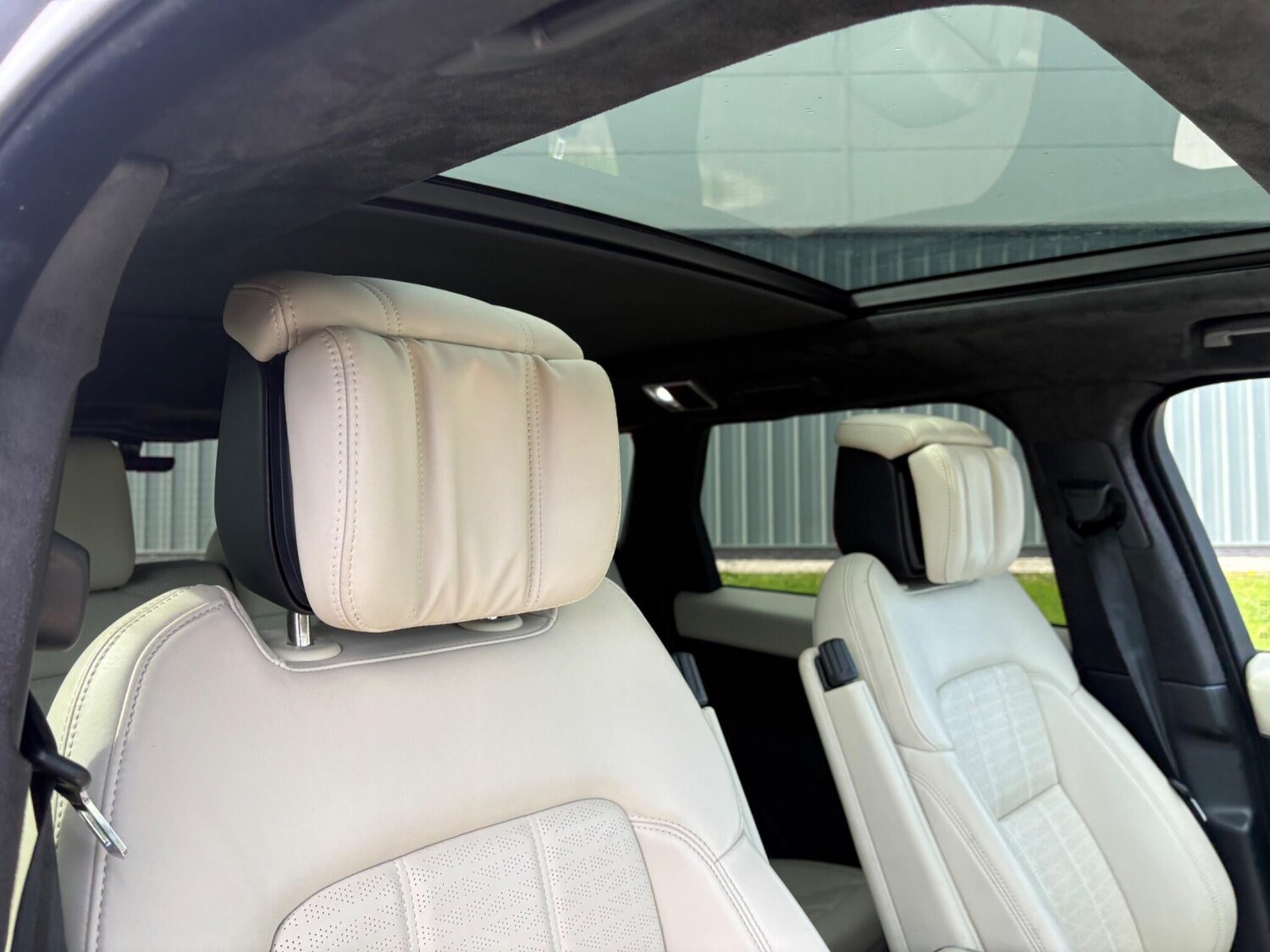 Used Land Rover Range Rover Sport 2018 for sale - 78086975: Photo 43