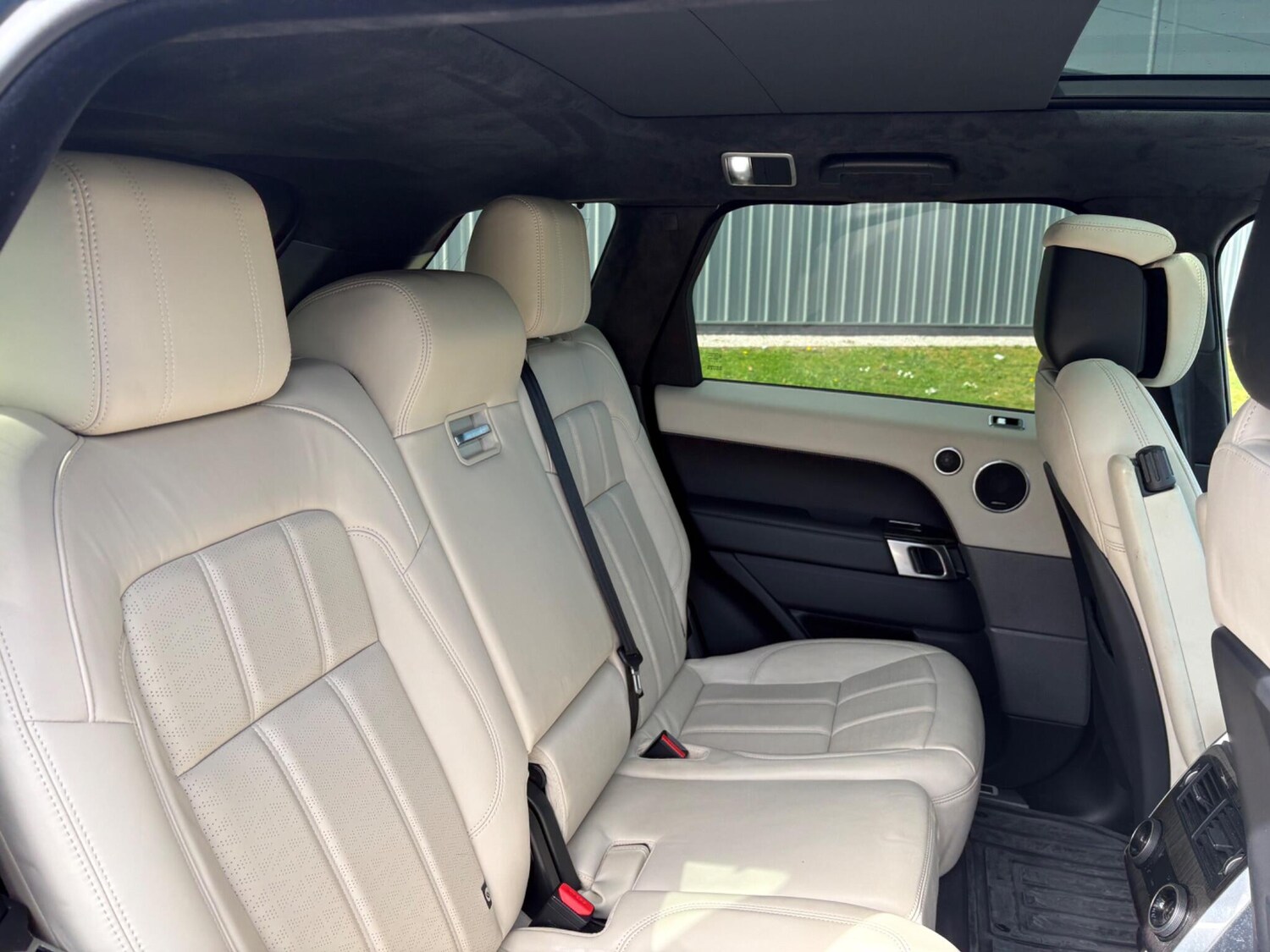 Used Land Rover Range Rover Sport 2018 for sale - 78086975: Photo 44