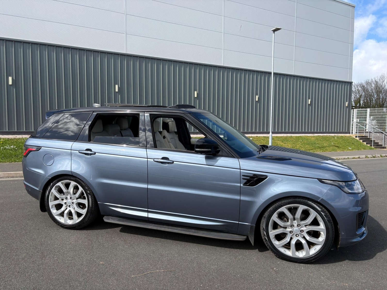 Used Land Rover Range Rover Sport 2018 for sale - 78086975: Photo 6