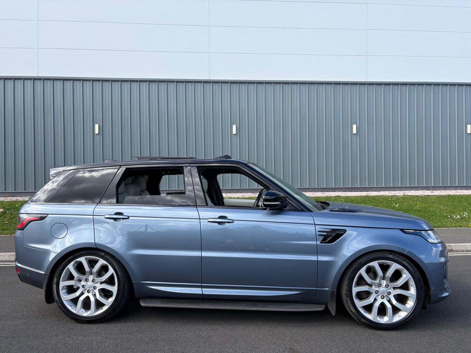 Used Land Rover Range Rover Sport 2018 for sale - 78086975: Photo 62