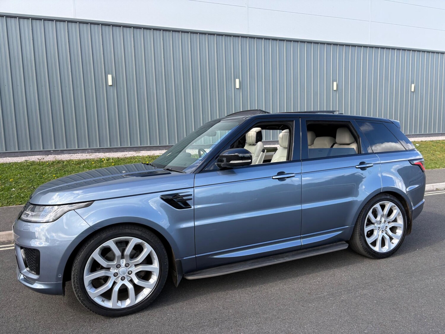 Used Land Rover Range Rover Sport 2018 for sale - 78086975: Photo 63