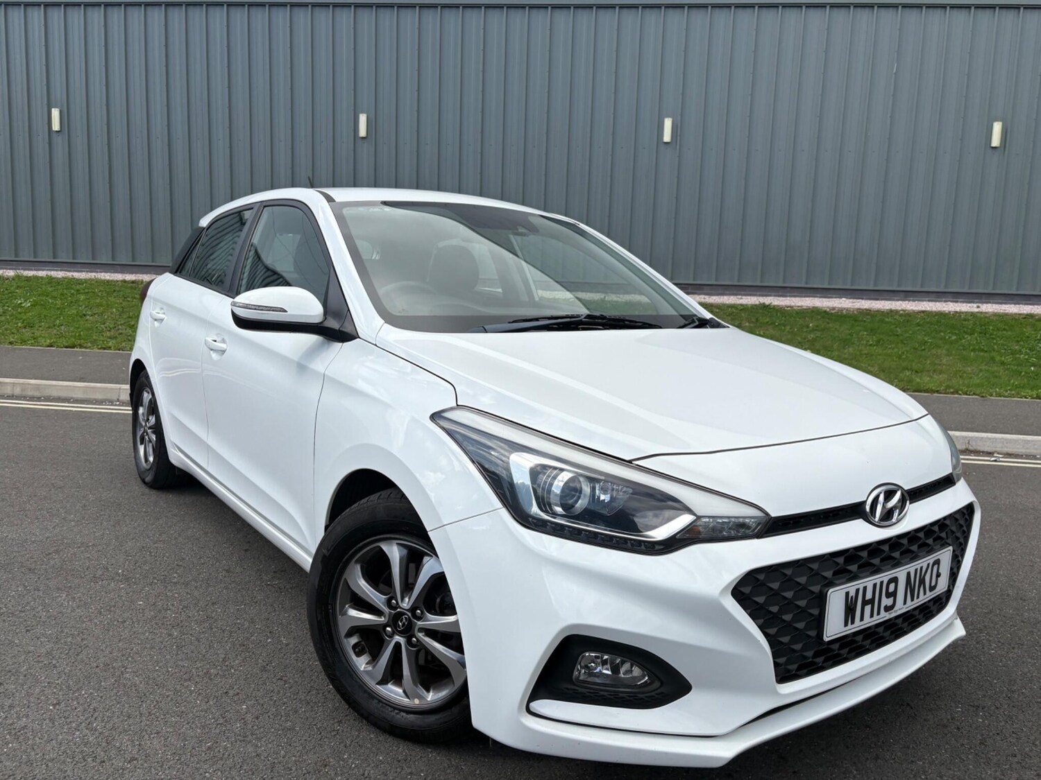Used Hyundai i20 2019 for sale - 76865495: Photo 12