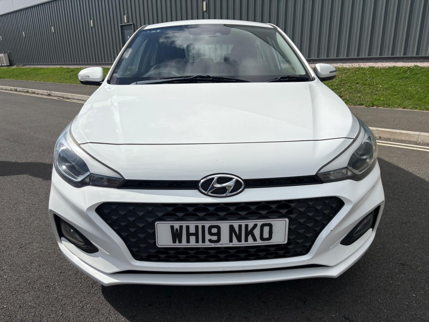 Used Hyundai i20 2019 for sale - 76865495: Photo 2
