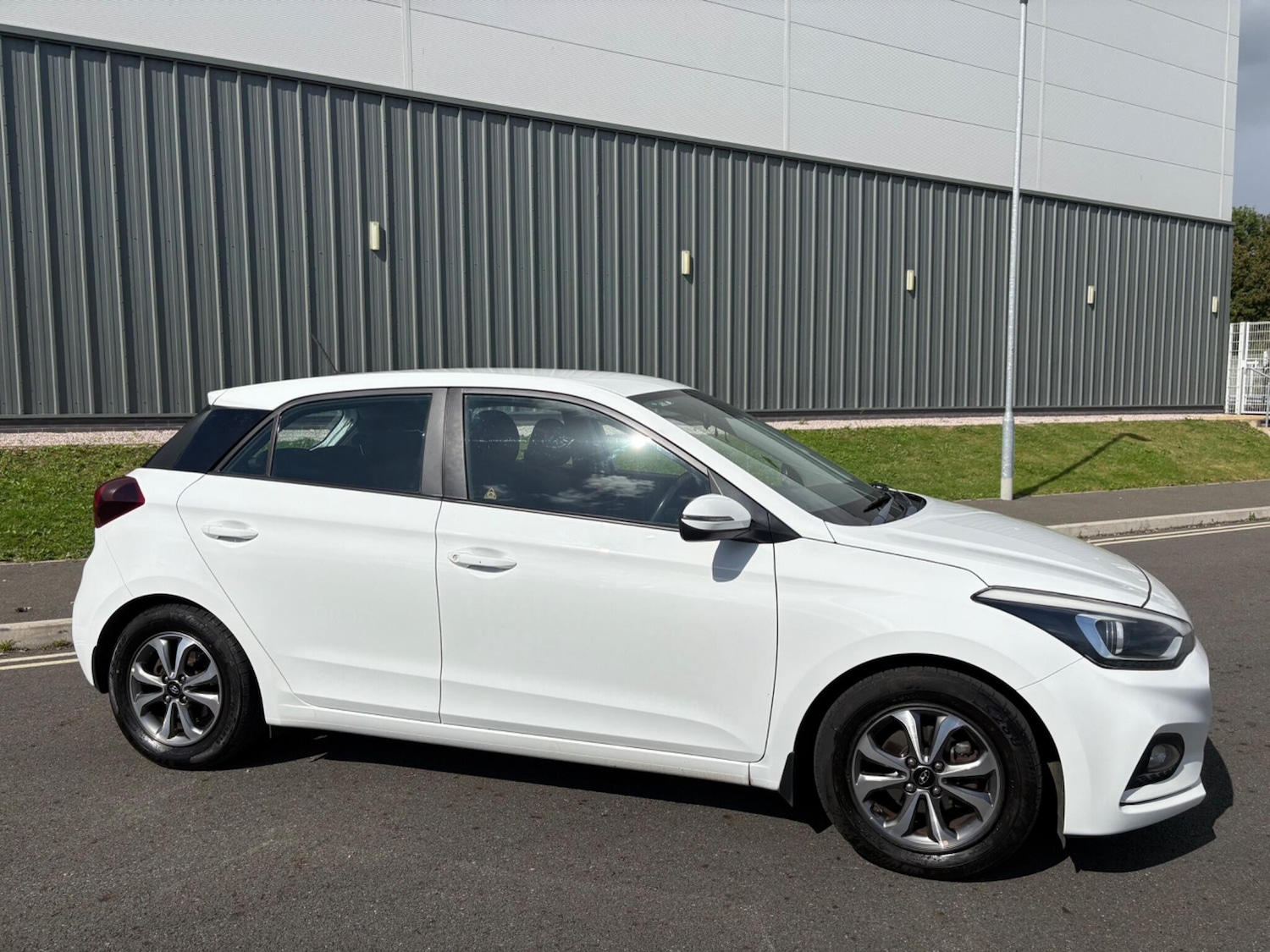 Used Hyundai i20 2019 for sale - 76865495: Photo 7