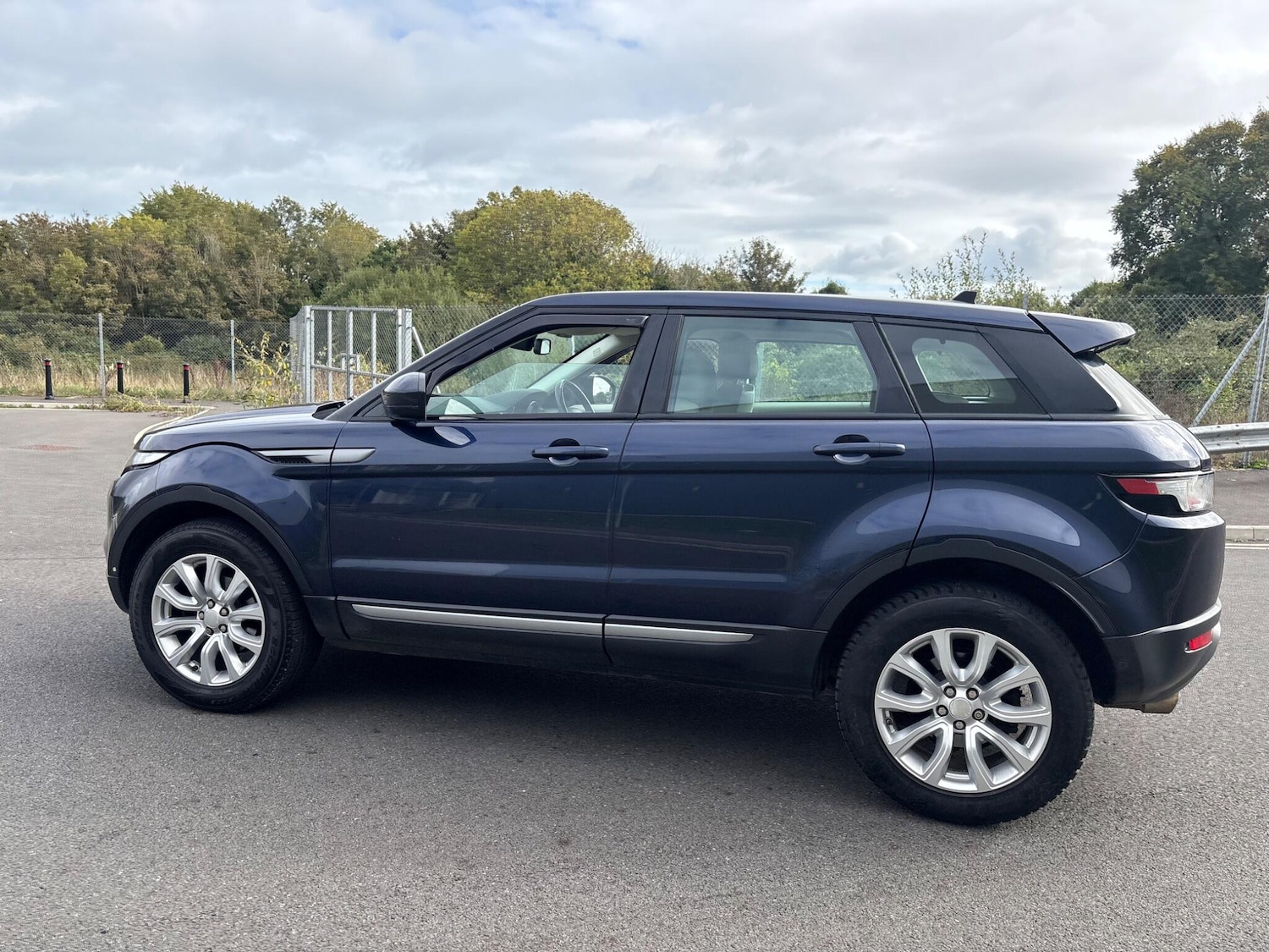 Used Land Rover Range Rover Evoque 2015 for sale - 77330402: Photo 31
