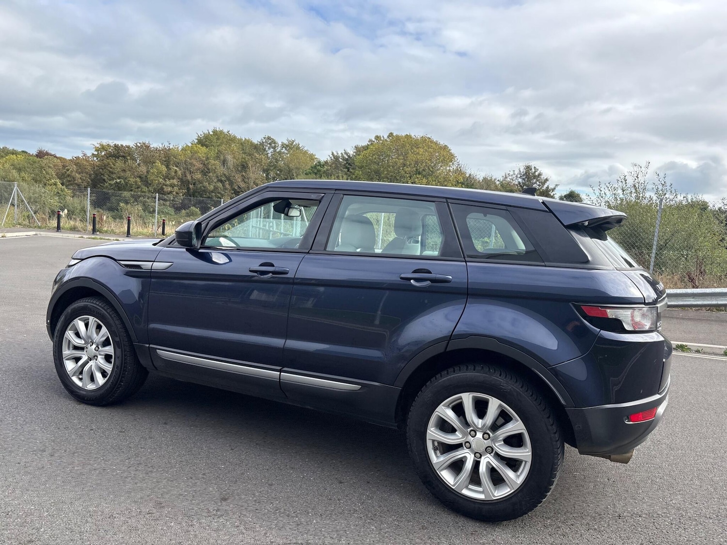 Used Land Rover Range Rover Evoque 2015 for sale - 77330402: Photo 33