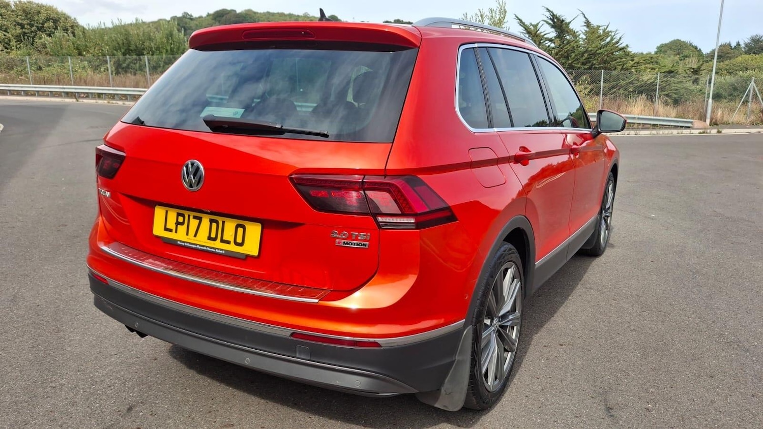 Used Volkswagen Tiguan 2017 for sale - 76865682: Photo 10