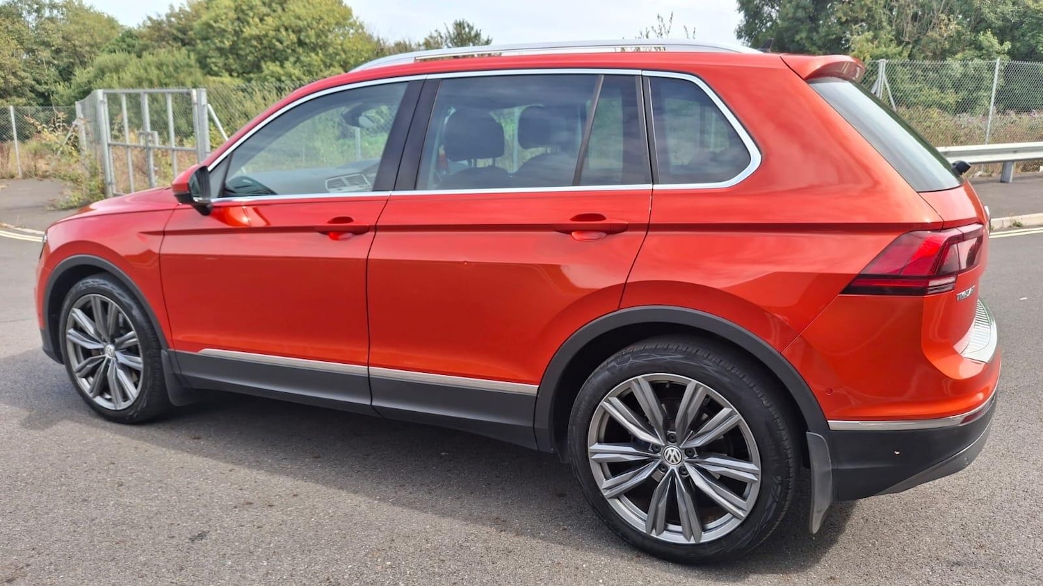 Used Volkswagen Tiguan 2017 for sale - 76865682: Photo 14