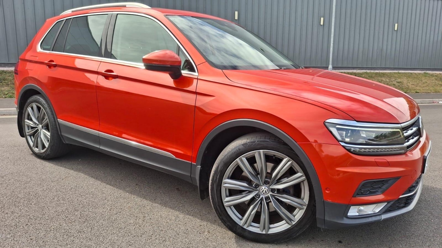 Used Volkswagen Tiguan 2017 for sale - 76865682: Photo 15