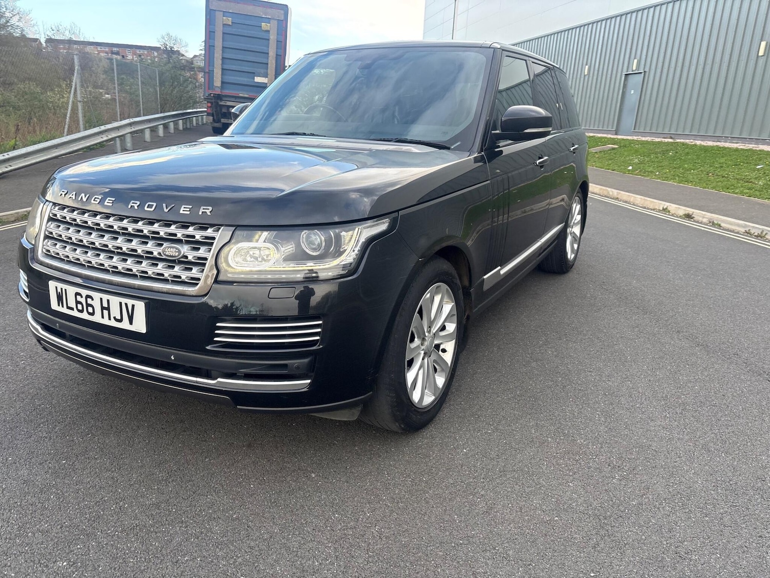 Used Land Rover Range Rover 2016 for sale - 78019691: Photo 70