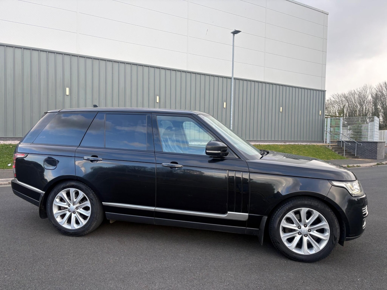 Used Land Rover Range Rover 2016 for sale - 78019691: Photo 97