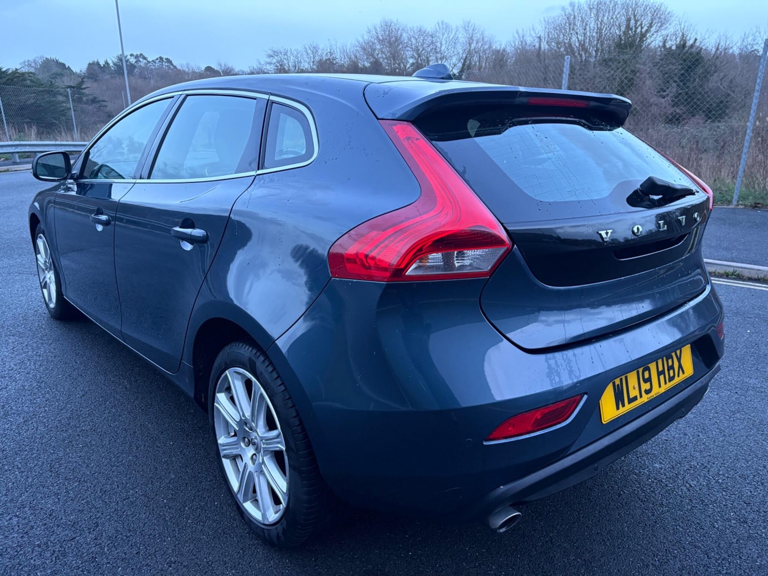 Used Volvo V40 2019 for sale - 77625606: Photo 11