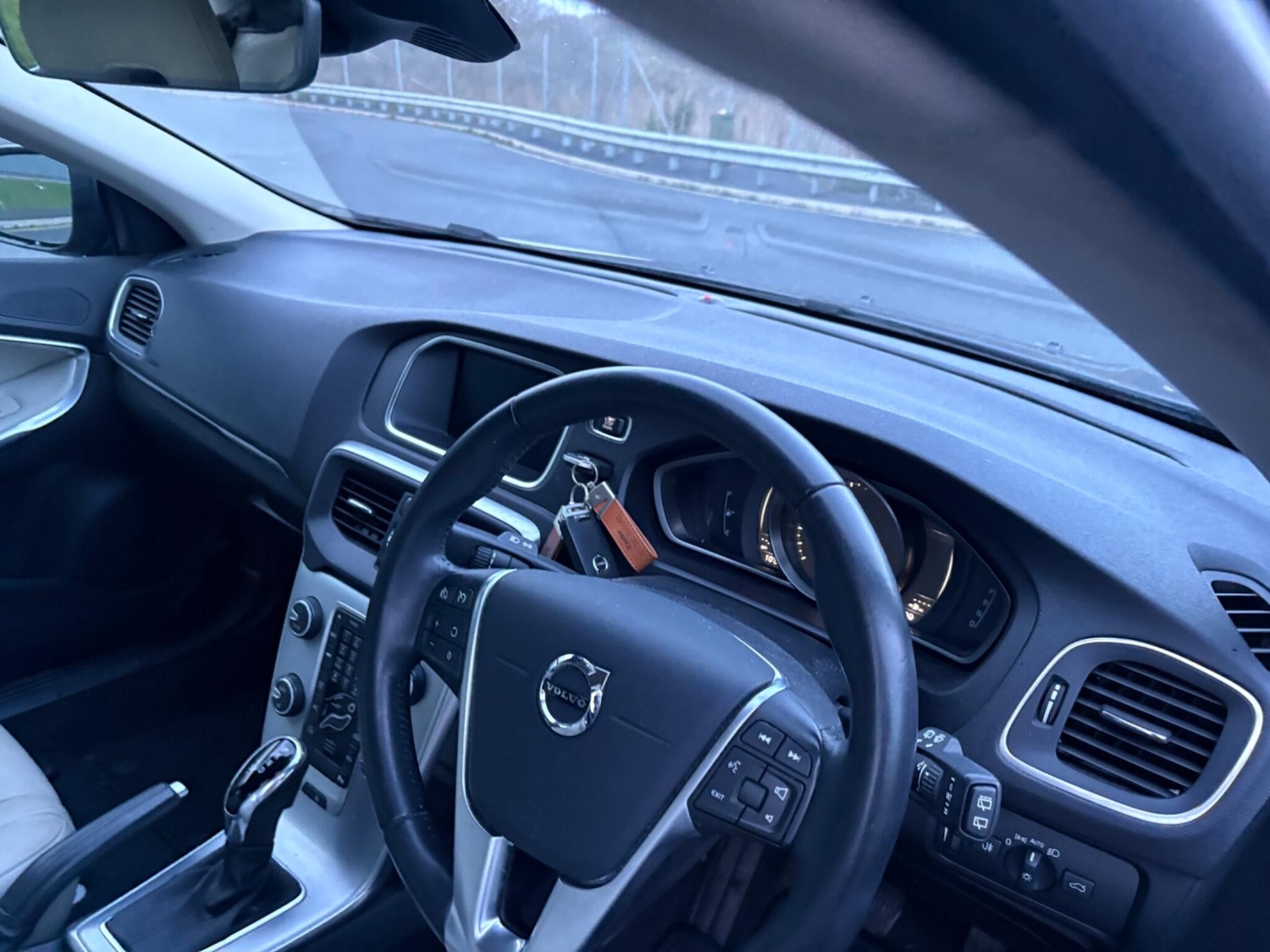 Used Volvo V40 2019 for sale - 77625606: Photo 23