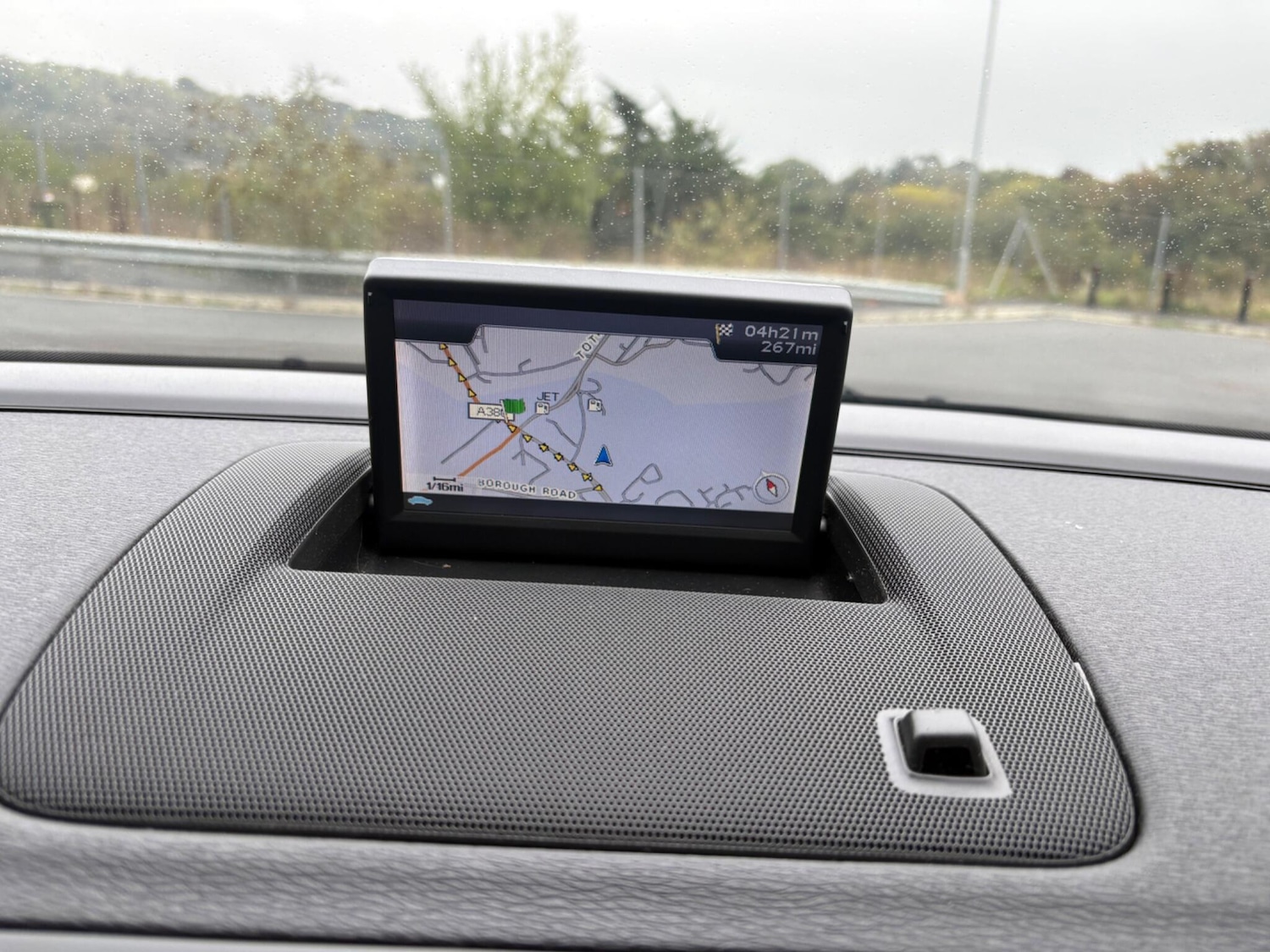 Used Volvo C70 2011 for sale - 76865664: Photo 11