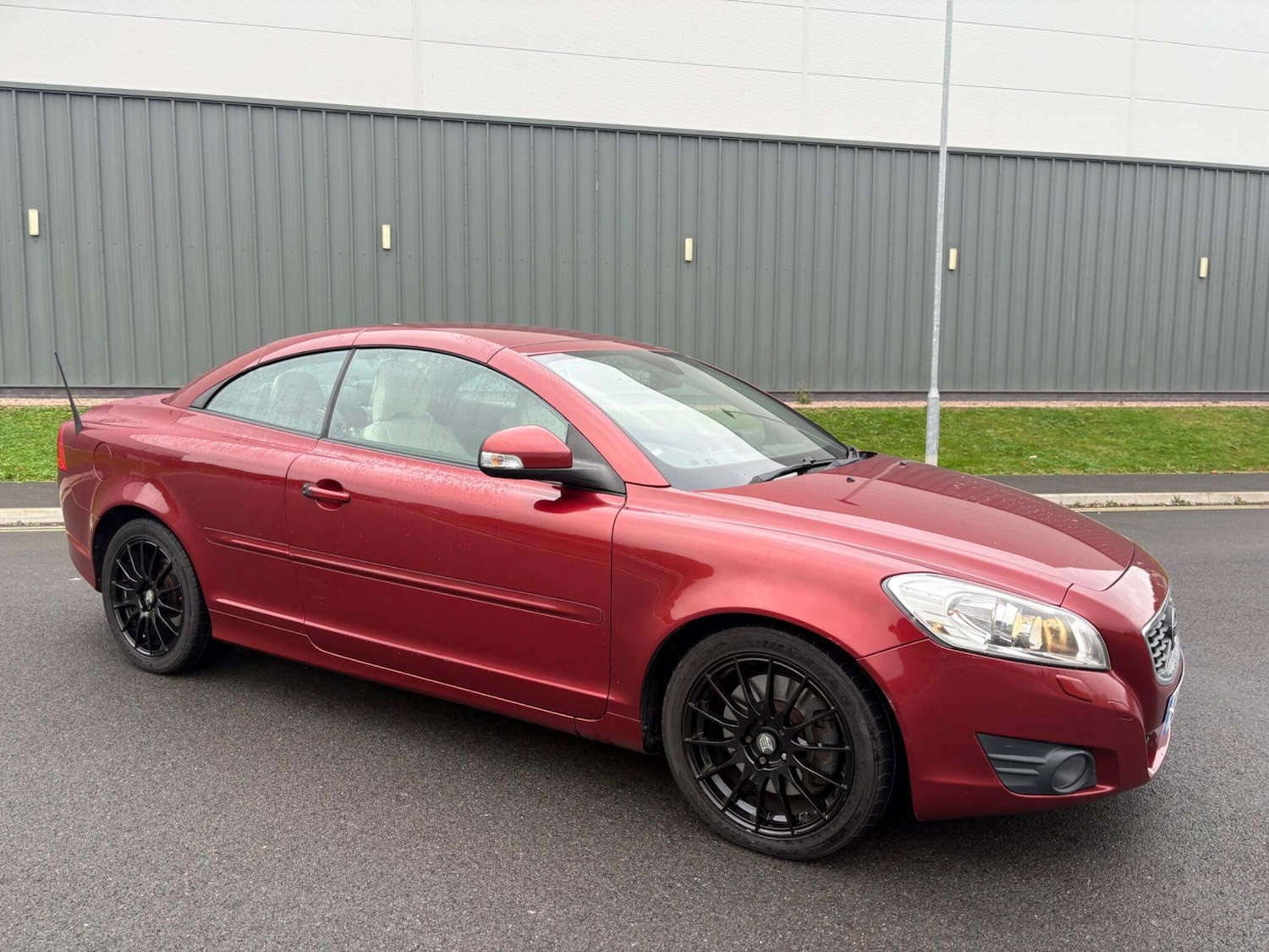 Used Volvo C70 2011 for sale - 76865664: Photo 17