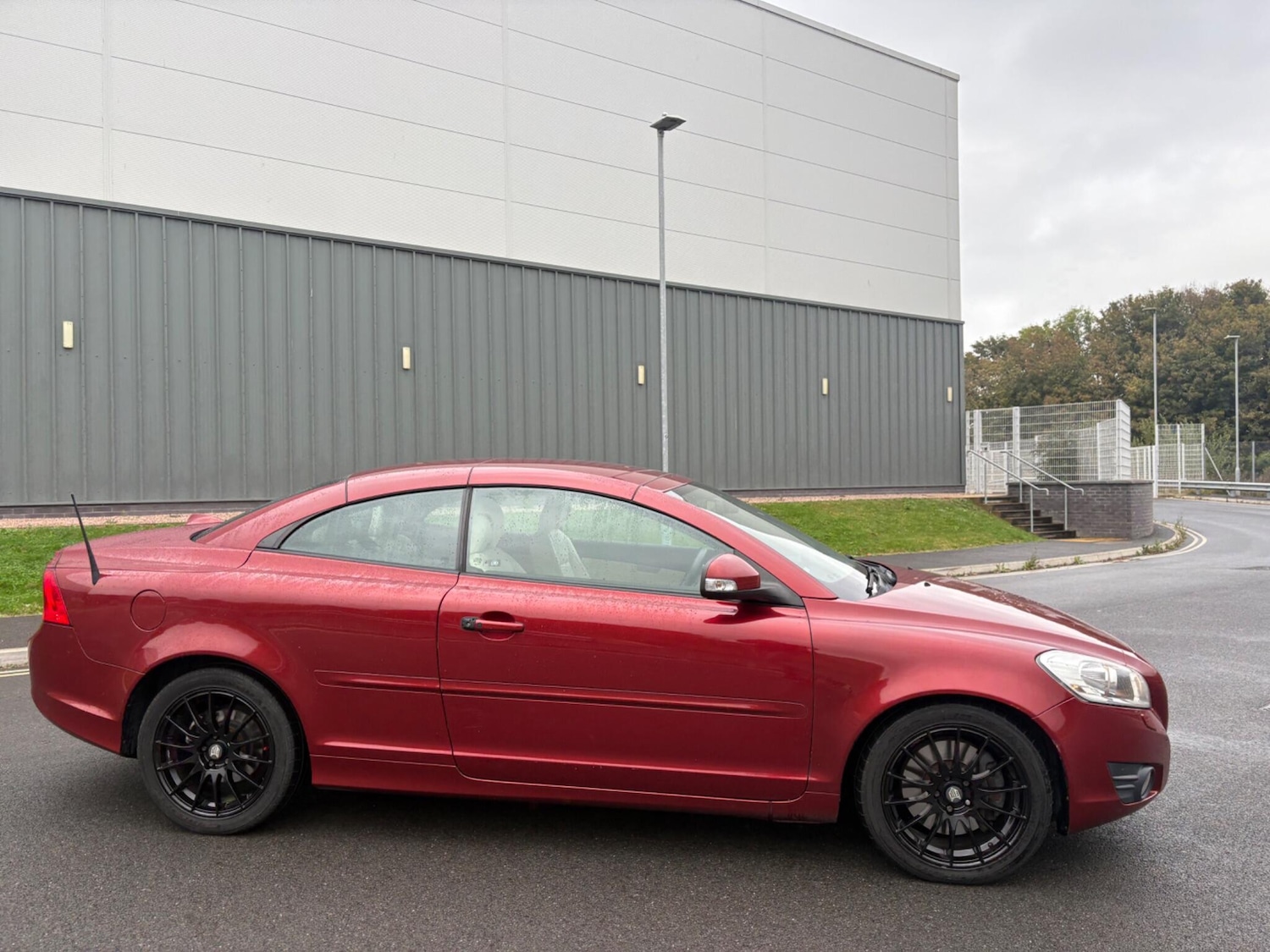 Used Volvo C70 2011 for sale - 76865664: Photo 18