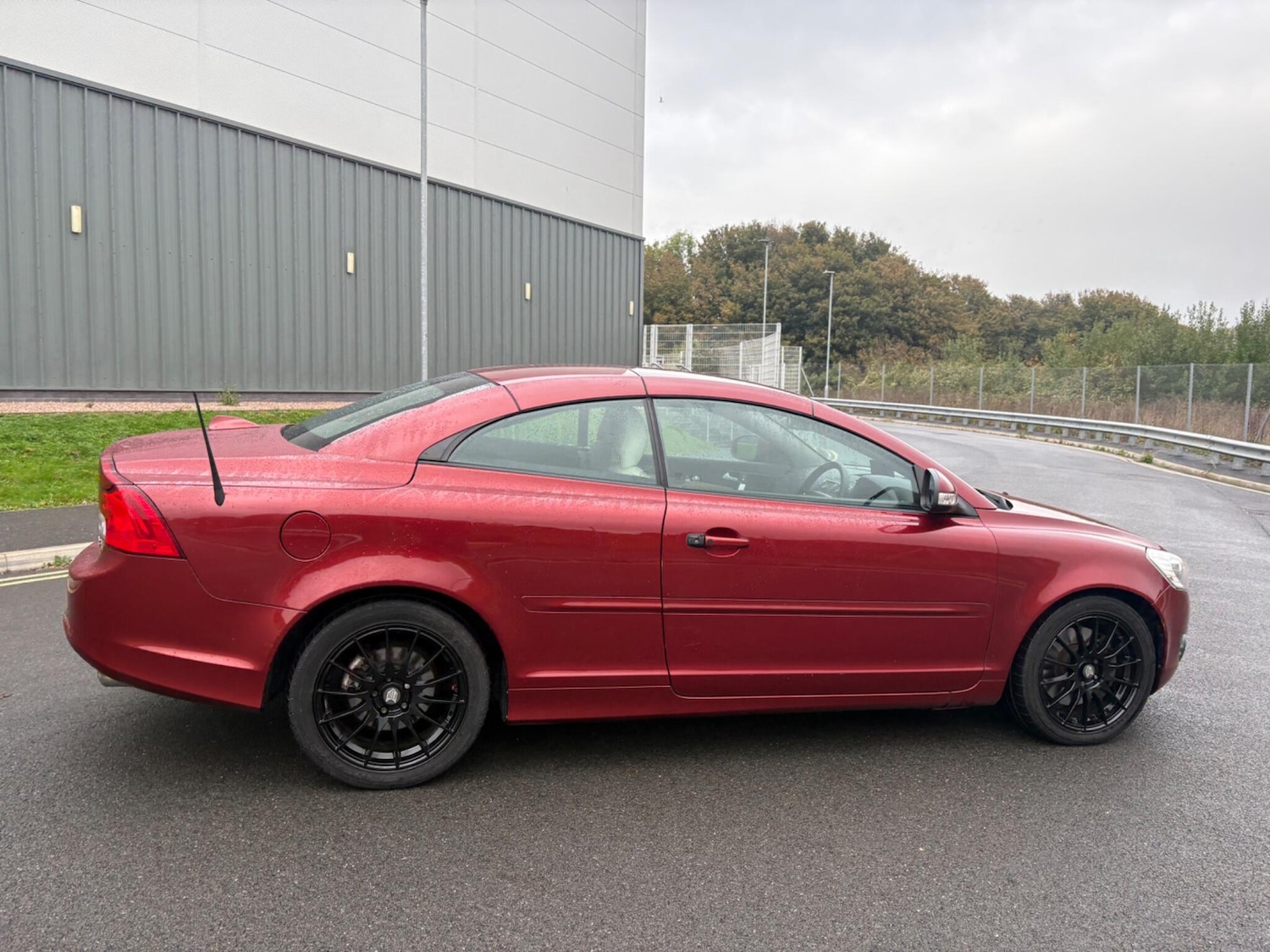 Used Volvo C70 2011 for sale - 76865664: Photo 19