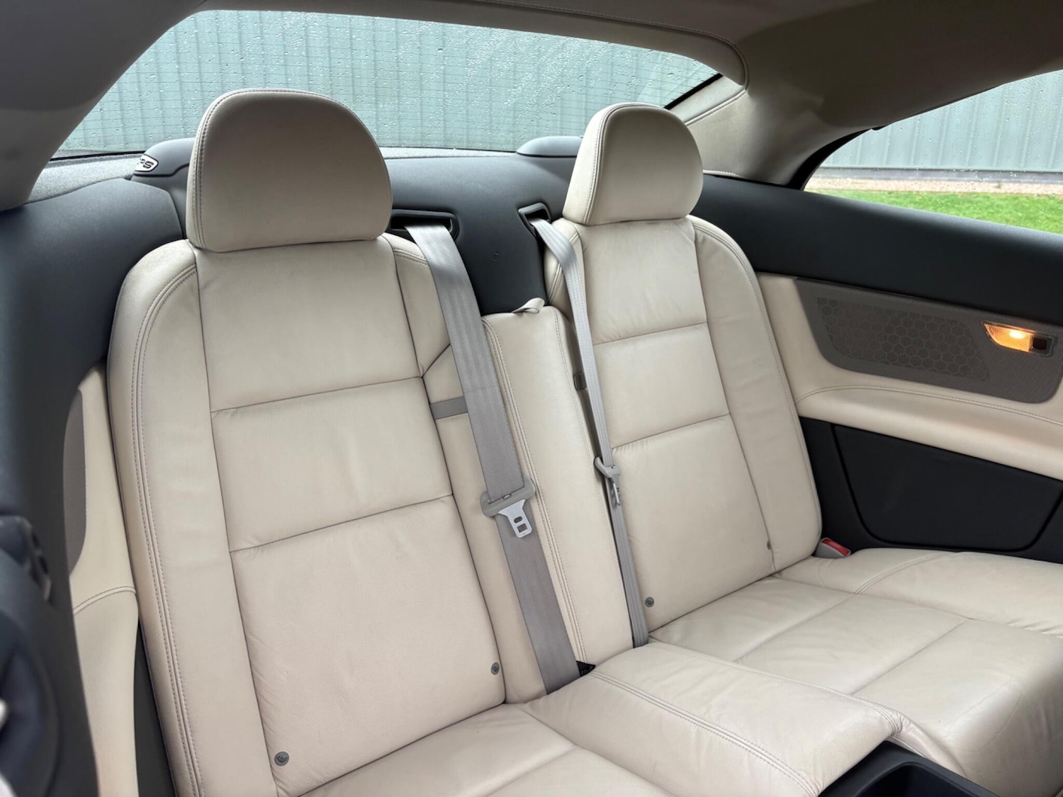 Used Volvo C70 2011 for sale - 76865664: Photo 37