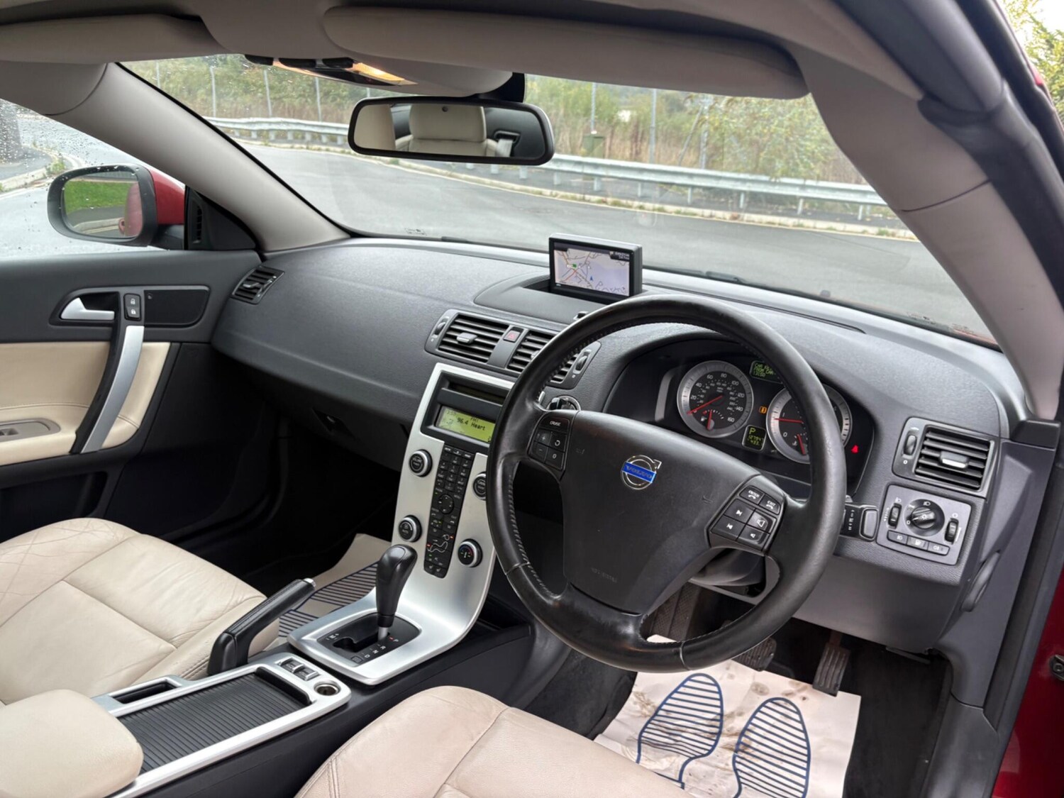 Used Volvo C70 2011 for sale - 76865664: Photo 39