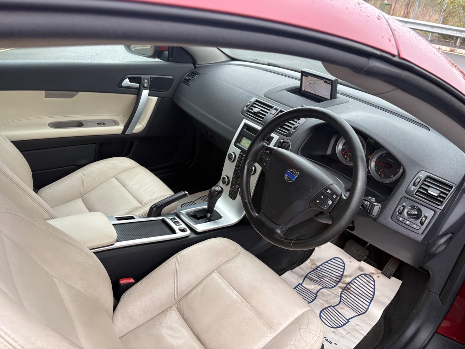 Used Volvo C70 2011 for sale - 76865664: Photo 40